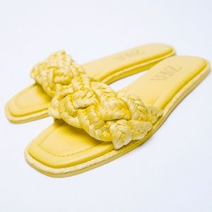 Zara WOVEN RAFFIA FLAT BRAIDED SANDALS YELLOW NEW